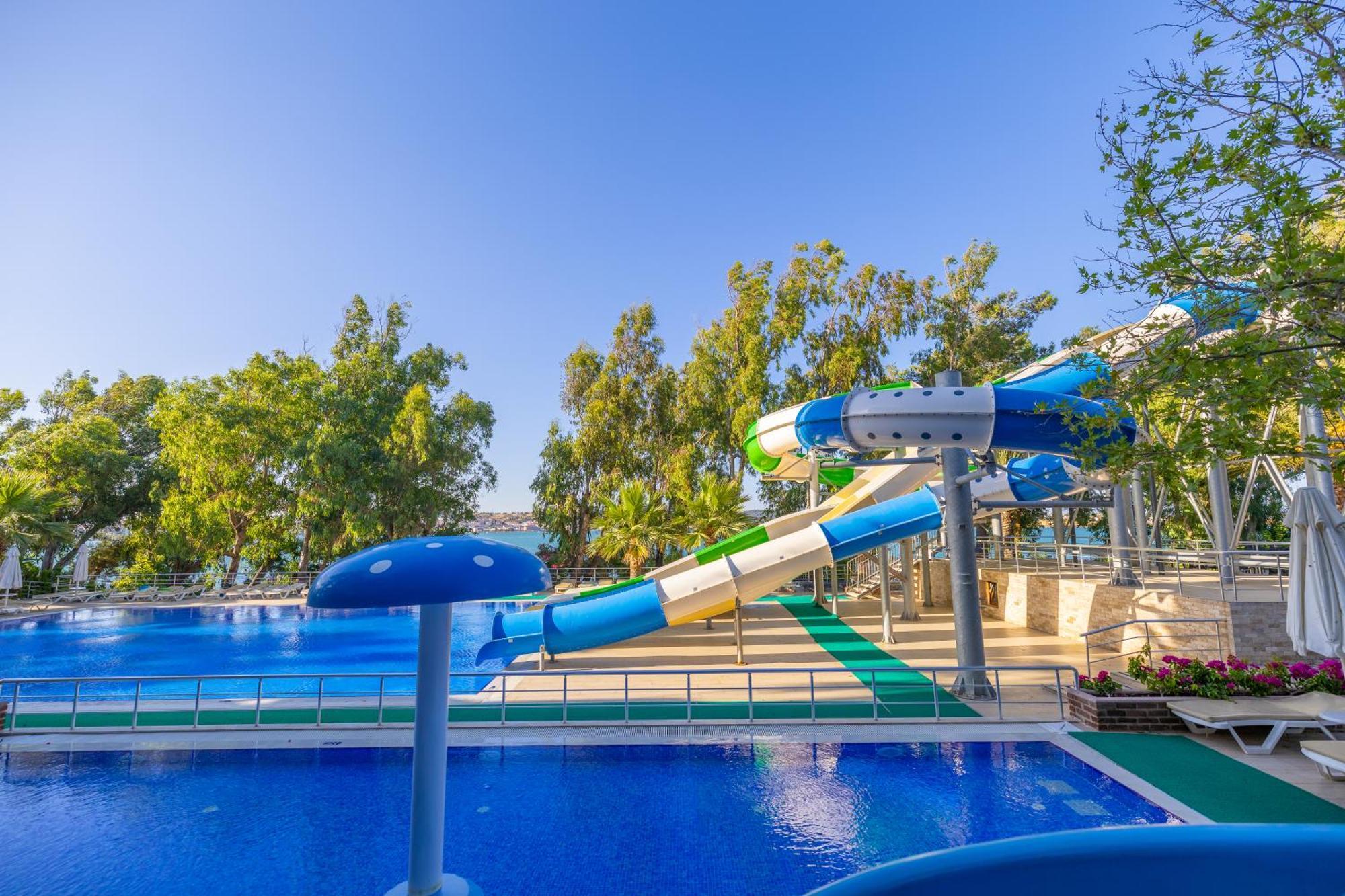 Halic Park Hotel Ayvalik Exterior photo