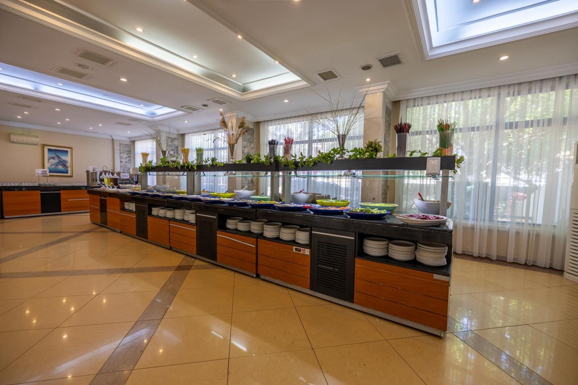 Halic Park Hotel Ayvalik Exterior photo