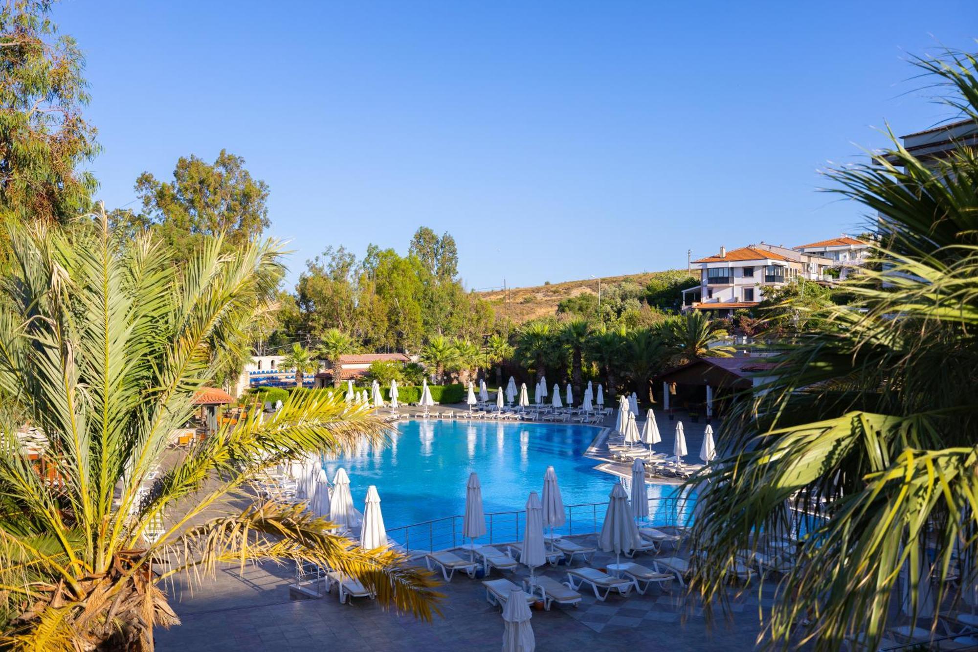 Halic Park Hotel Ayvalik Exterior photo